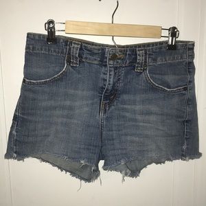 Levi Shorts 525